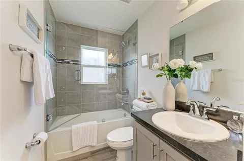 Bath - 6708 162nd Pl E, Parrish, FL 34219 photo 4 of 4