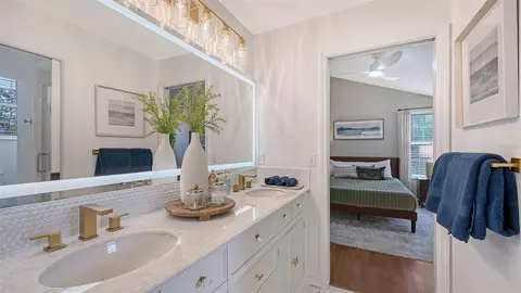 Bath - 20011 65th Ave E, Bradenton, FL 34211 photo 6 of 8
