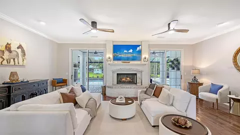 Living - 20011 65th Ave E, Bradenton, FL 34211 photo 2 of 2