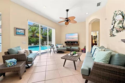 Living - 11758 Hidden Forest Loop, Parrish, FL 34219 photo 7 of 12