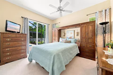 Bedroom - 11758 Hidden Forest Loop, Parrish, FL 34219 photo 8 of 10