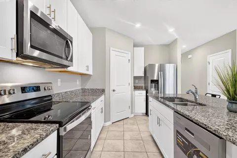 10025 Daybreak Gln, Parrish, FL 34219 photo 14