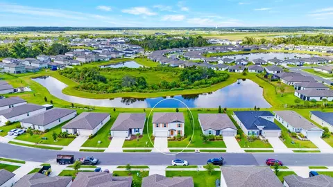 View/Area - 10025 Daybreak Gln, Parrish, FL 34219 photo 2 of 9