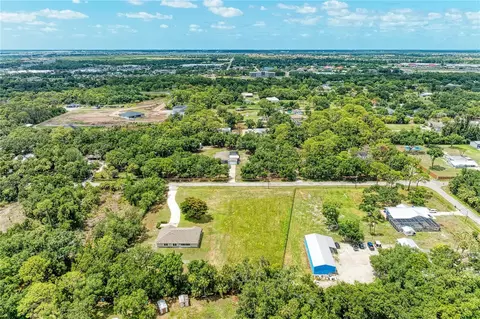 6304 18th Ave E, Bradenton, FL 34208 photo 2