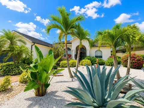 Undisclosed, Osprey, FL 34229 photo 1