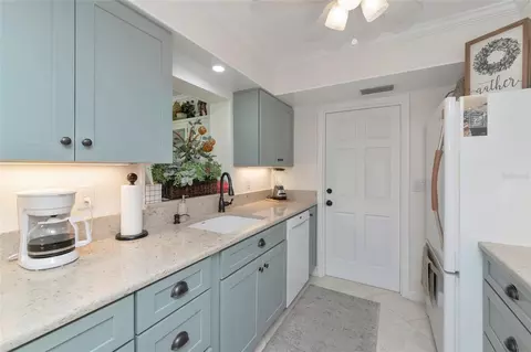 Kitchen - 3602 Joyce Dr, Bradenton, FL 34208 photo 2 of 3