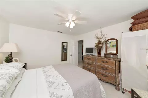 Bedroom - 3602 Joyce Dr, Bradenton, FL 34208 photo 2 of 6