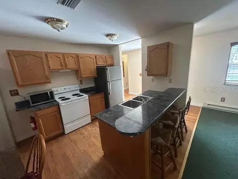 Kitchen - 526 Kings Creek Cir, Steinhatchee, FL 32359 photo 2 of 2