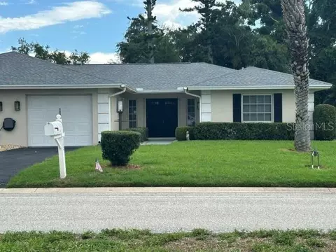 7102 W Country Club Dr N, Sarasota, FL 34243