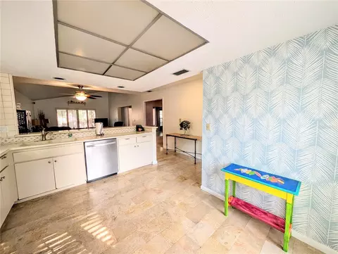 Kitchen - 3426 Wood Owl Cir #73B, Bradenton, FL 34210 photo 6 of 6