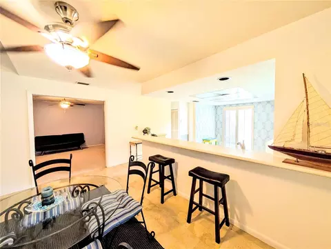 Dining - 3426 Wood Owl Cir #73B, Bradenton, FL 34210 photo 1 of 4