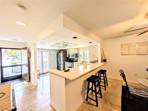 Kitchen - 3426 Wood Owl Cir #73B, Bradenton, FL 34210 photo 5 of 6