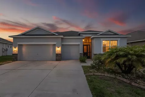 611 Wabash Breeze Cir, Ruskin, FL 33570