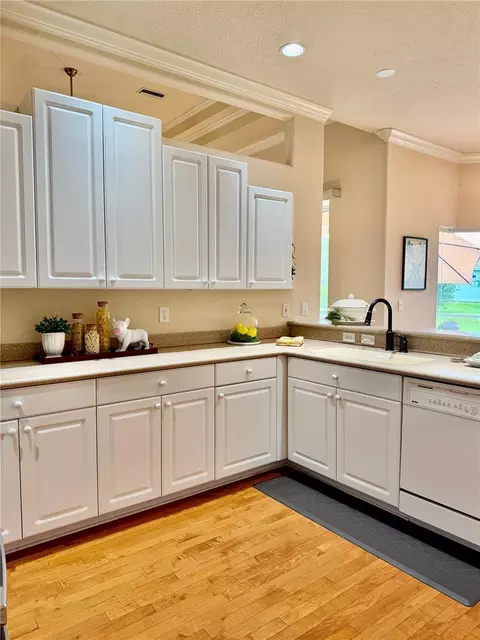 Kitchen - 3710 Little Country Rd, Parrish, FL 34219 photo 5 of 11