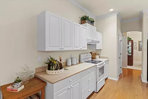 Kitchen - 3710 Little Country Rd, Parrish, FL 34219 photo 10 of 11