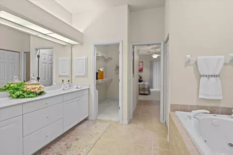 Bath - 3710 Little Country Rd, Parrish, FL 34219 photo 3 of 5