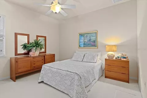 Bedroom - 3710 Little Country Rd, Parrish, FL 34219 photo 6 of 7
