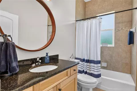Bath - 15415 Mulholland Rd, Parrish, FL 34219 photo 3 of 3