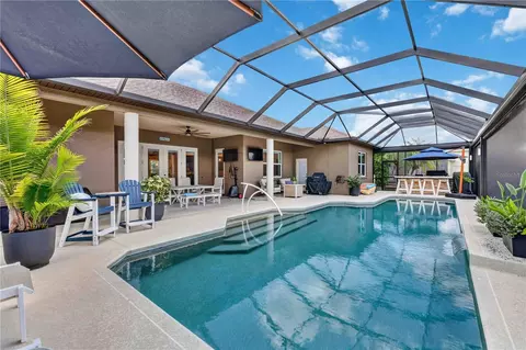 Exterior - 15415 Mulholland Rd, Parrish, FL 34219 photo 5 of 8