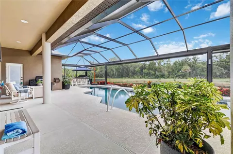 Exterior - 15415 Mulholland Rd, Parrish, FL 34219 photo 7 of 8