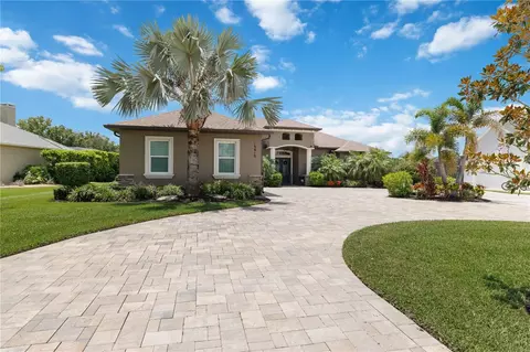 Exterior - 15415 Mulholland Rd, Parrish, FL 34219 photo 2 of 8