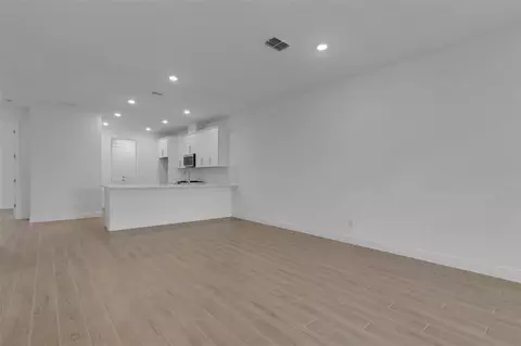 Living - 18181 Cherished Loop, Bradenton, FL 34211 photo 1 of 3