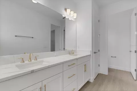 Bath - 18181 Cherished Loop, Bradenton, FL 34211 photo 3 of 3