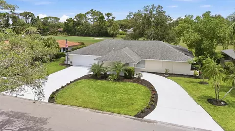 3900 Torrey Pines Blvd, Sarasota, FL 34238