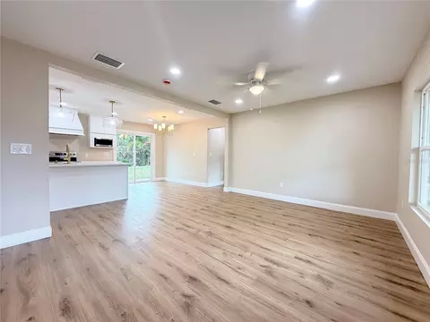Living - 1427 Murillo Loop, Ruskin, FL 33570 photo 3 of 4