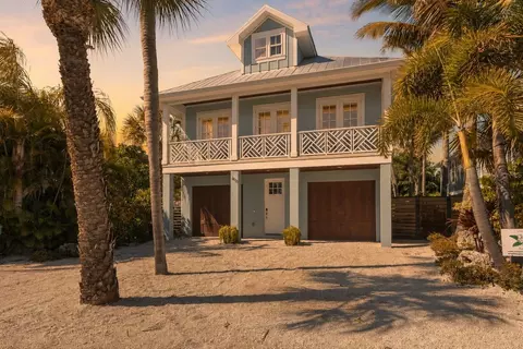 418 Magnolia Ave, Anna Maria, FL 34216