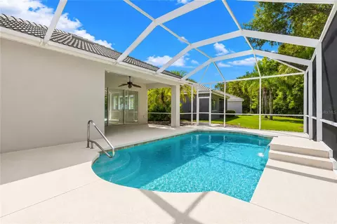 Exterior - 8644 54th Avenue Cir E, Bradenton, FL 34211 photo 9 of 17