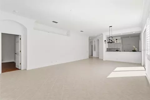 Living - 8644 54th Avenue Cir E, Bradenton, FL 34211 photo 3 of 5