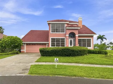 936 Allegro Ln, Apollo Beach, FL 33572