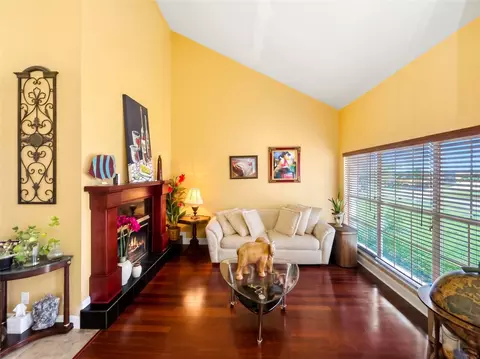Living - 936 Allegro Ln, Apollo Beach, FL 33572 photo 1 of 1