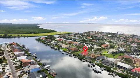 View/Area - 936 Allegro Ln, Apollo Beach, FL 33572 photo 6 of 6