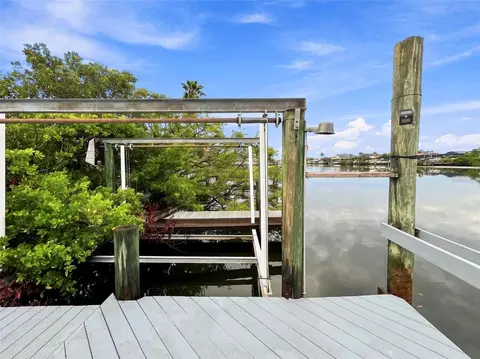 View/Area - 936 Allegro Ln, Apollo Beach, FL 33572 photo 4 of 6