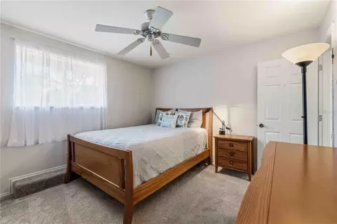 Bedroom - 9308 65th Ave E, Bradenton, FL 34202 photo 6 of 9