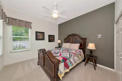 Bedroom - 5720 43rd Ct E, Bradenton, FL 34203 photo 7 of 9