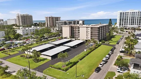 1001 Benjamin Franklin Dr #206, Sarasota, FL 34236