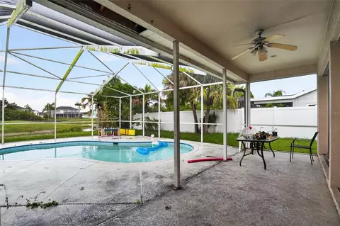 Exterior - 13126 Prestwick Dr, Riverview, FL 33579 photo 7 of 8