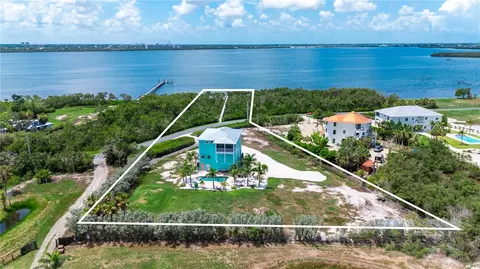180 Horseshoe Loop Rd, Terra Ceia, FL 34250