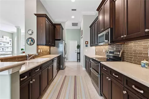 Kitchen - 5256 E 88th St, Bradenton, FL 34211 photo 1 of 2