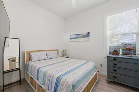 Bedroom - 559 18th St E, Bradenton, FL 34208 photo 1 of 5