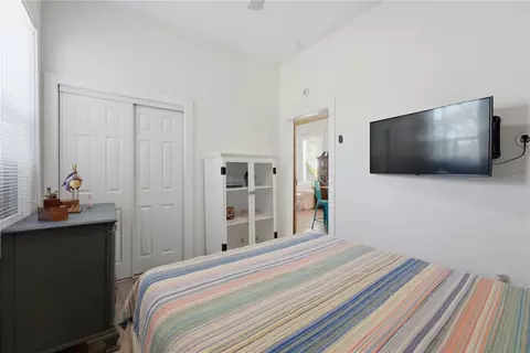 Bedroom - 559 18th St E, Bradenton, FL 34208 photo 3 of 5