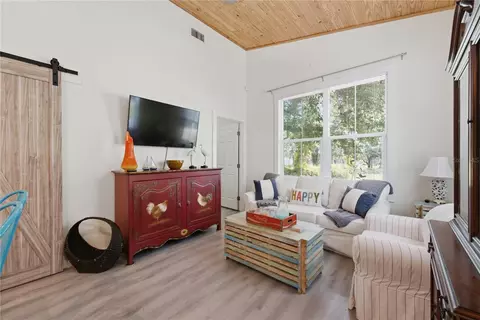 Living - 559 18th St E, Bradenton, FL 34208 photo 2 of 3