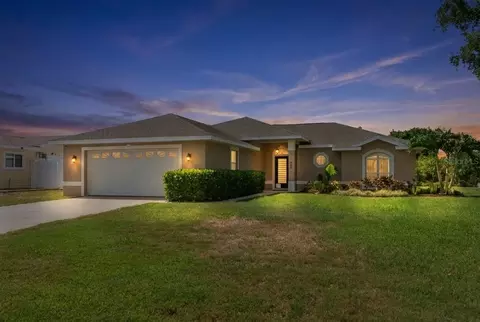 502 Saint Andrews Dr, Sarasota, FL 34243