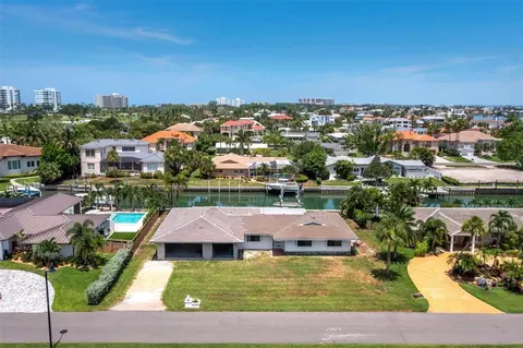View/Area - 525 Sloop Ln, Longboat Key, FL 34228 photo 1 of 11