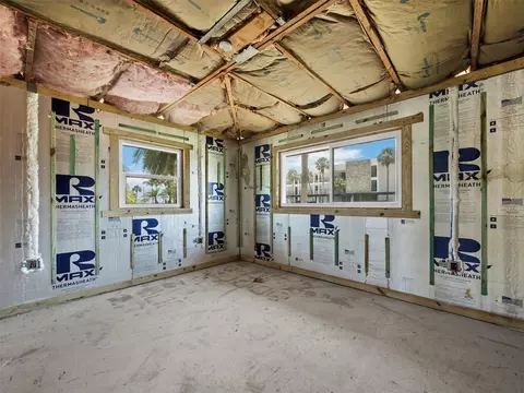 Bedroom - 525 Sloop Ln, Longboat Key, FL 34228 photo 2 of 3