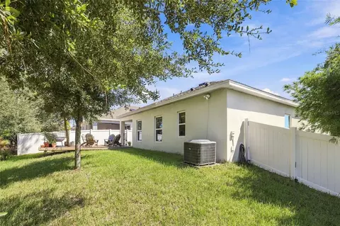 Exterior - 5501 Sabal Dr, Saint Cloud, FL 34771 photo 7 of 13