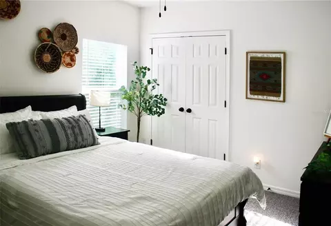 Bedroom - 5501 Sabal Dr, Saint Cloud, FL 34771 photo 5 of 8